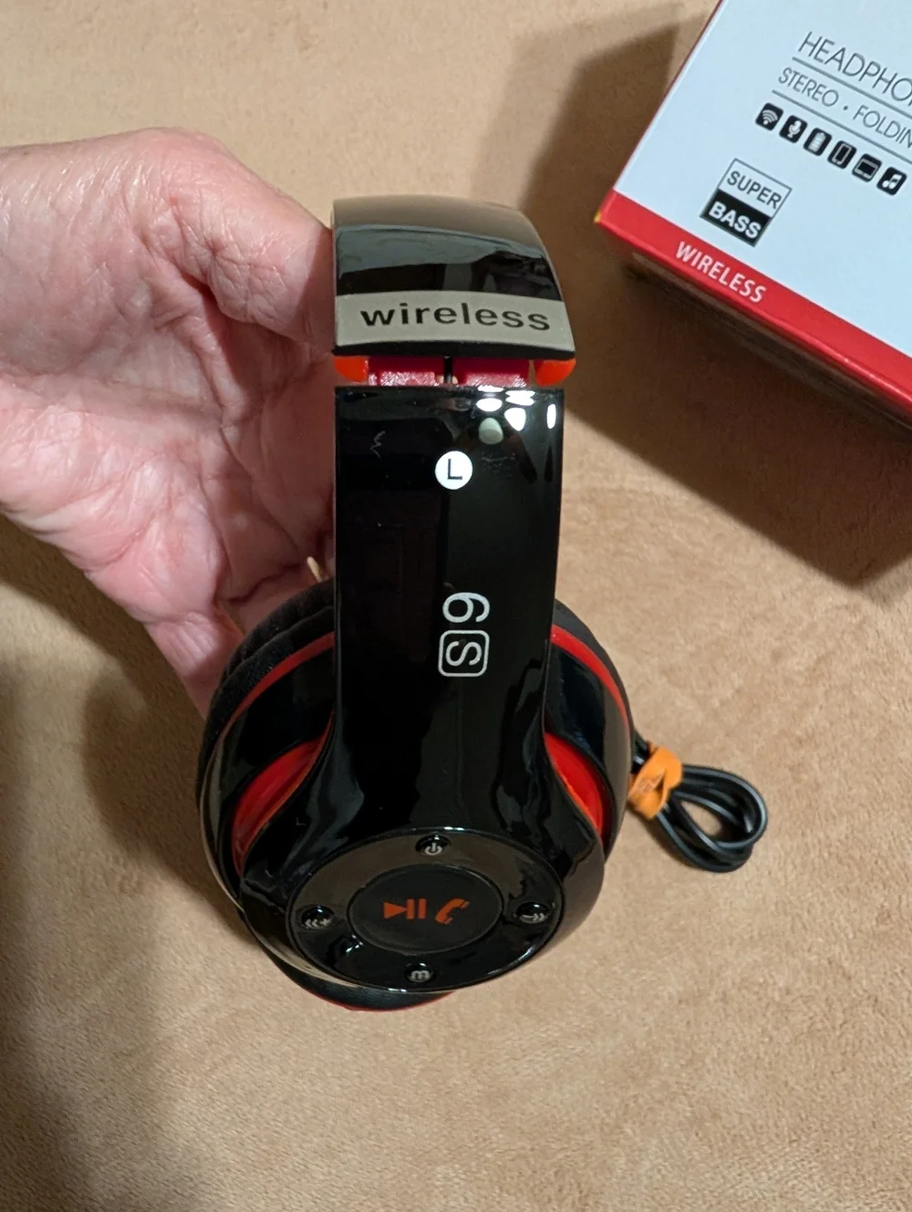 Wireless Foldable Headphones in Red & Black NWOT